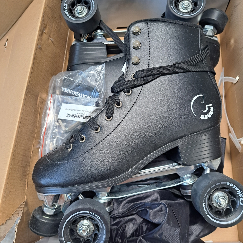 Black C7 Roller Skates